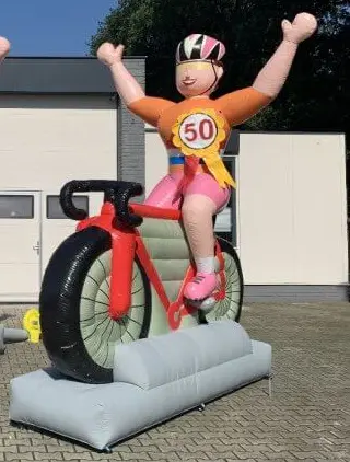 Sarah op Fiets