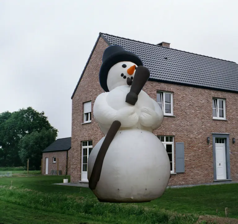 Sneeuwman 5 meter!