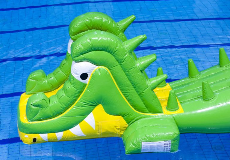 Zwembad stormbaan Crocodile-run