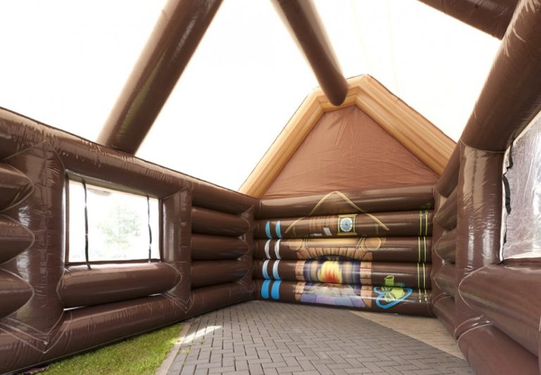 APRÈS SKI HUT